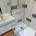 Soroca Pour 8 Personnes Avec Climatisation Et Wifi Gratuit וילה סורטס הוסגור