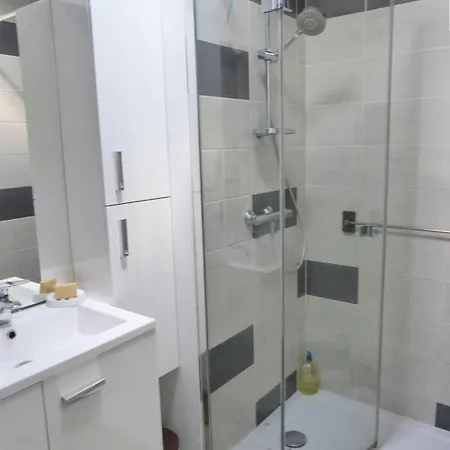 Vila Soroca Pour 8 Personnes Avec Climatisation Et Wifi Gratuit