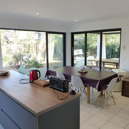 Soroca Pour 8 Personnes Avec Climatisation Et Wifi Gratuit Villa *