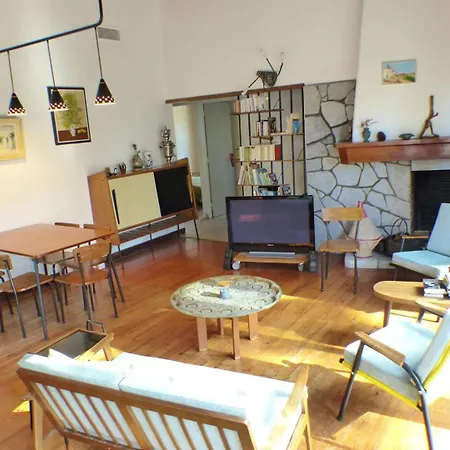 Soroca Pour 8 Personnes Avec Climatisation Et Wifi Gratuit *